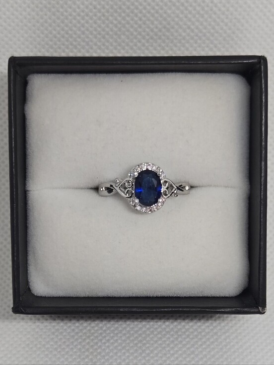 Jewelry - Blue Sapphire Color Halo Ring Silver Tone Filigree Statement Jewelry